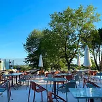 Aux Ducs De Sienne Montagne (Gironde)