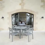 Aux Ducs De Sienne Hotel Montagne (Gironde)