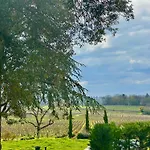 Aux Ducs De Sienne Hotel Montagne (Gironde)