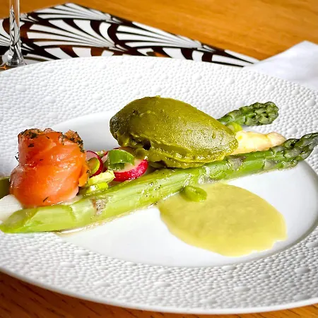 Hotel Aux Ducs De Sienne Montagne (Gironde)