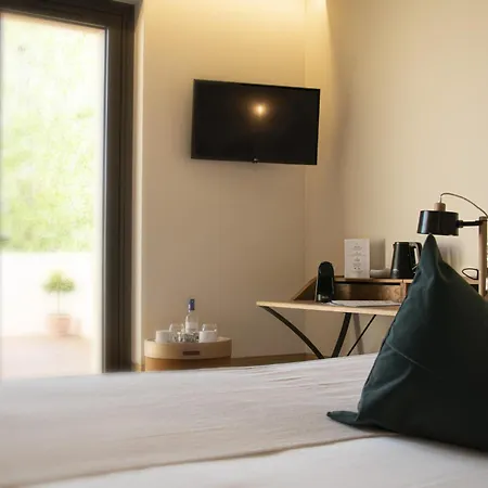 Hotel Aux Ducs De Sienne 4*
