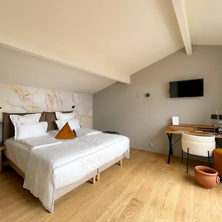 Aux Ducs De Sienne Hotel