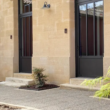 Aux Ducs De Sienne Hotel Montagne (Gironde)