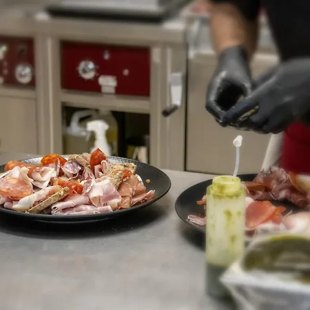 Hotel Aux Ducs De Sienne Montagne (Gironde)