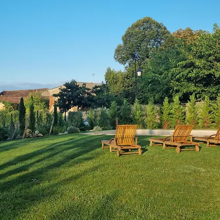 Aux Ducs De Sienne 4*