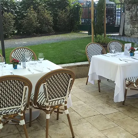 Aux Ducs De Sienne 4* Montagne (Gironde)