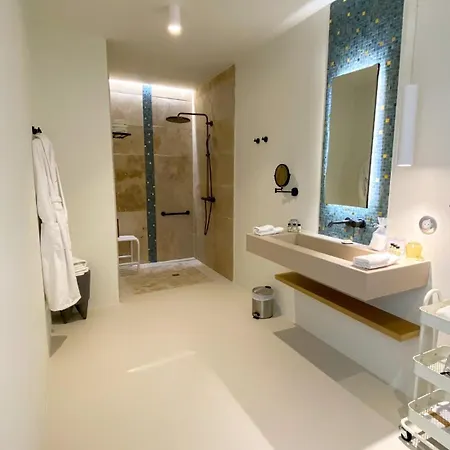 Aux Ducs De Sienne Hotel Montagne (Gironde)