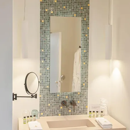 Hotell Aux Ducs De Sienne