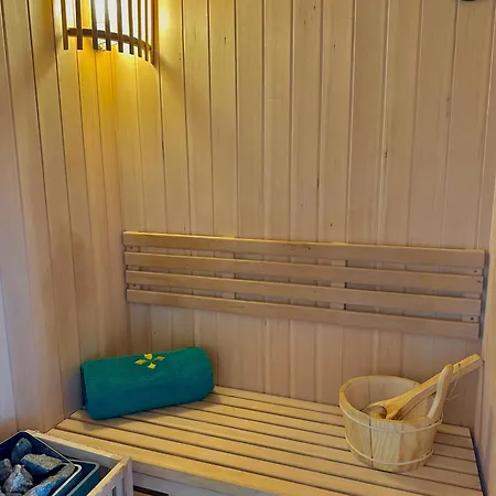 Aux Ducs De Sienne Hotel 4*