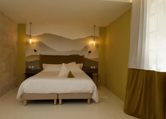 Hotell Aux Ducs De Sienne