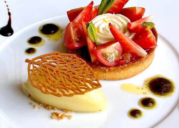 מלון Aux Ducs De Sienne מונטן