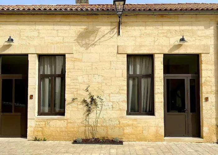 Aux Ducs De Sienne Montagne (Gironde)