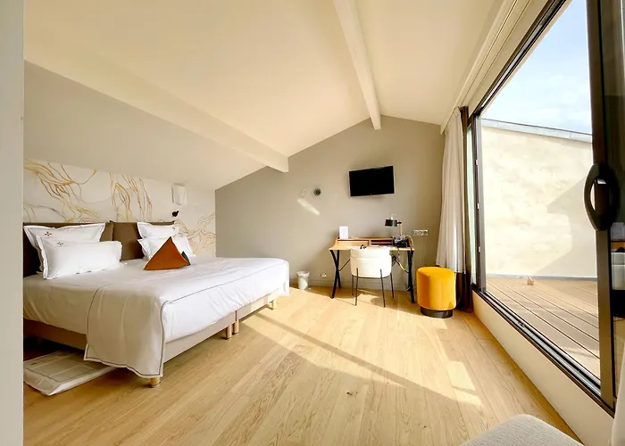 Hotell Aux Ducs De Sienne