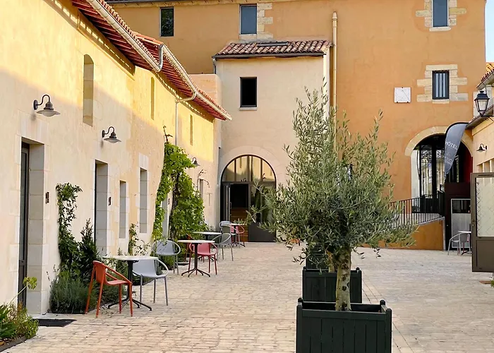 Aux Ducs De Sienne מלון 4*