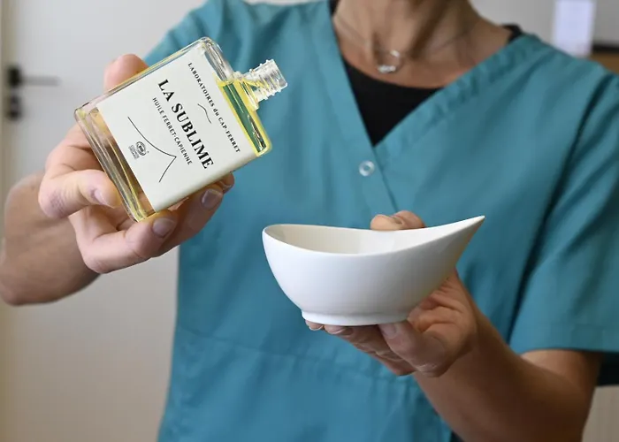 Aux Ducs De Sienne Hotell 4*